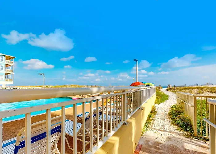 Holiday home 12th-floor Beachfront With Private Balcony Ac Hot Tub Pool Sauna *